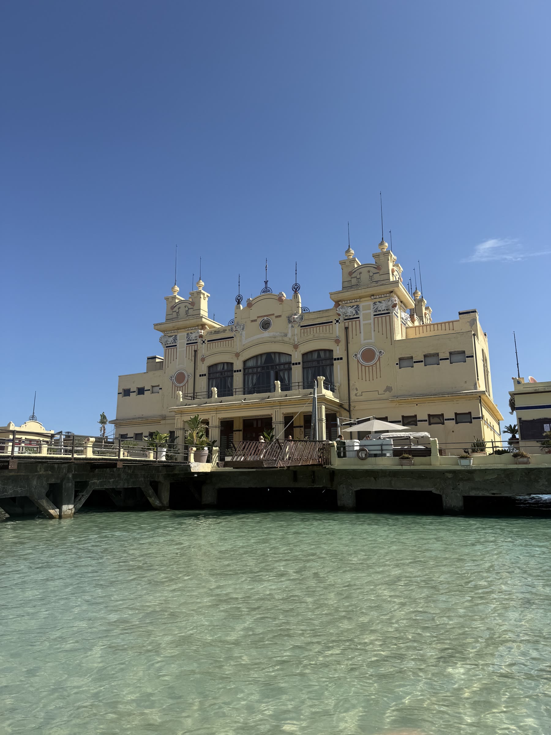 Kursaal di Mondello visto dal mare