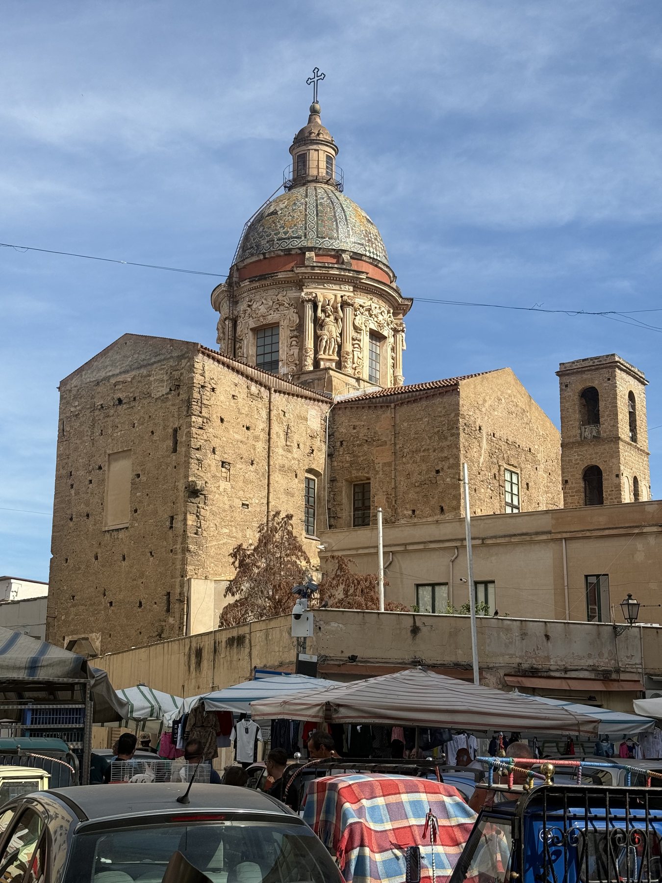 Atmosfera dei mercati di Palermo
